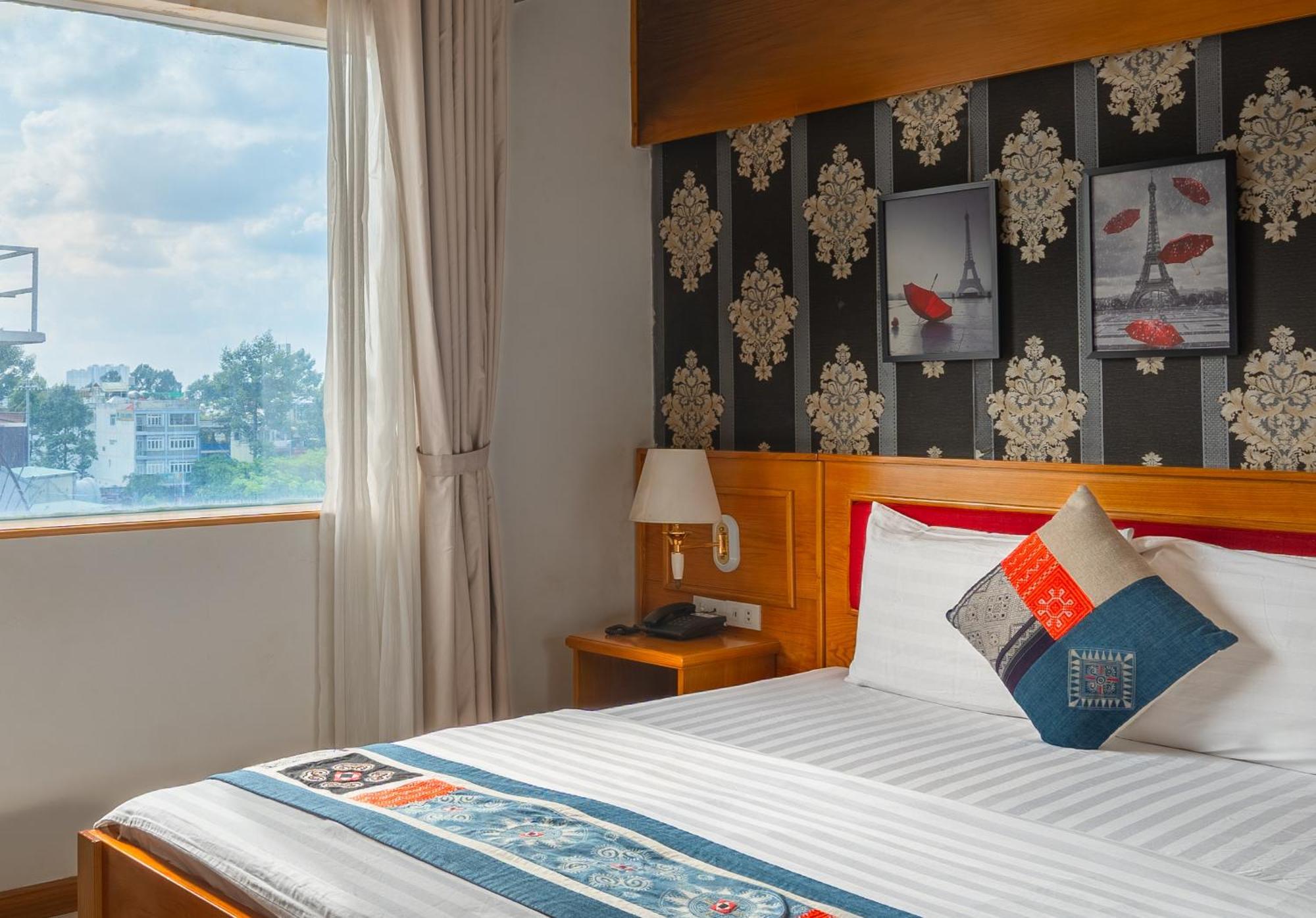 Anh Dao Hotel Hô Chi Minh-Ville Extérieur photo